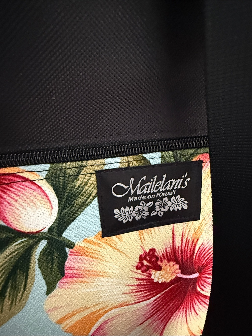 Mailelani’s made on Kauai tote - Picture 2 of 4